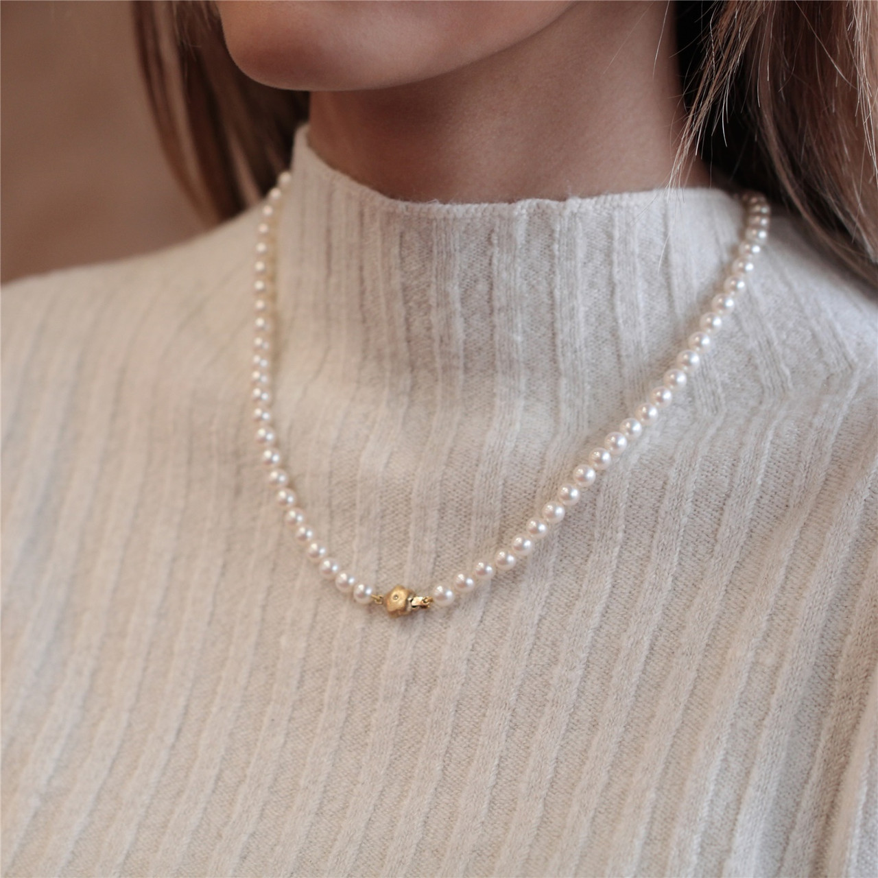 Buy Floating White Pearls, Pearl Necklace, Gold Wedding Necklace, 14k  Station Necklace, Solid Gold Chain With Freshwater Pearls Necklace Online  in India - Etsy